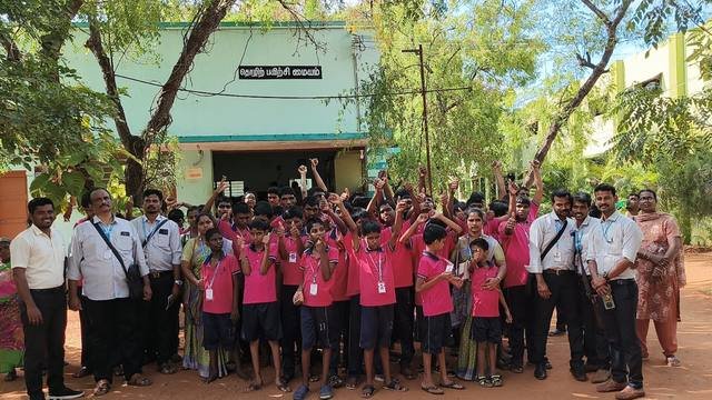 Carunnai children and staff together outside the school